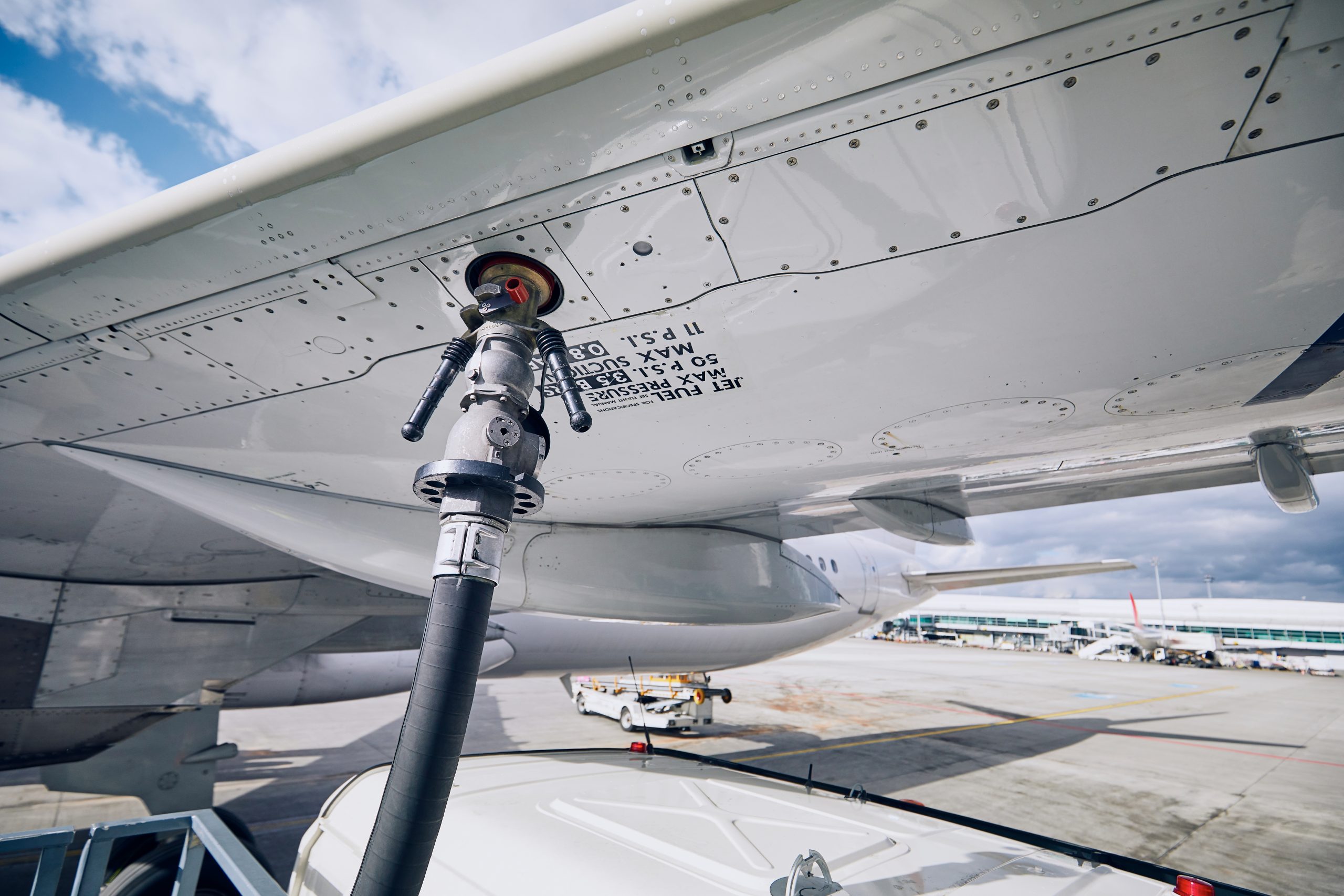 Gas powered airplanes online